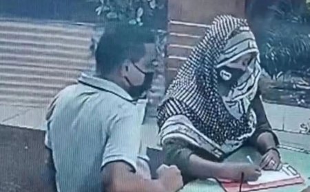 ঢালিউড অ্যাওয়ার্ডে শাকিব খান, সঙ্গে ঝলমলে তারার মেলা