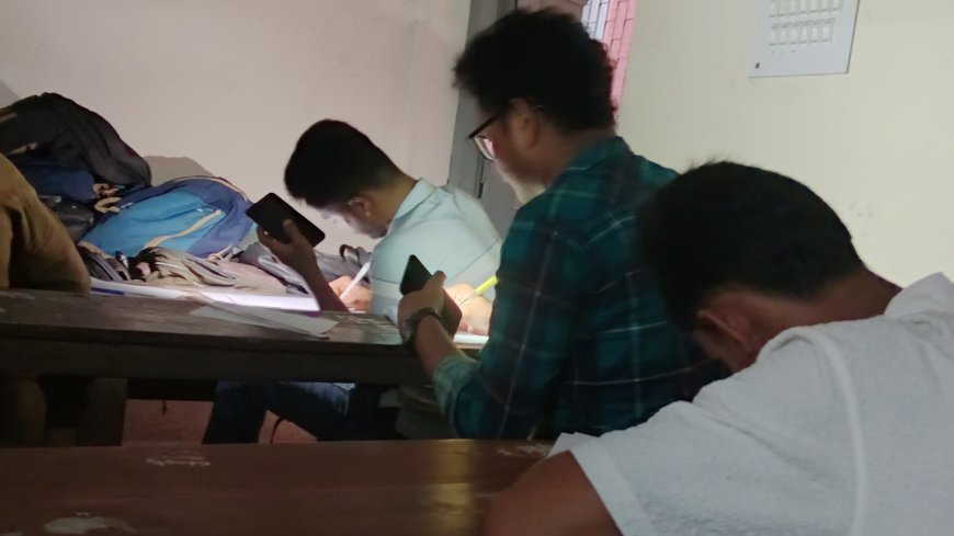 আর নয় লুকোচুরি, এবার ভালোবাসার মানুষকে প্রকাশ্যে আনলেন সিদ্ধার্থ নিগম
